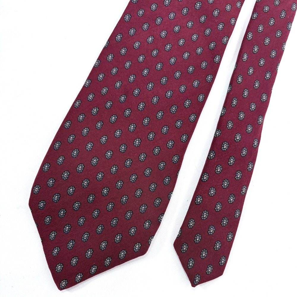 Briar Napoleon's Closet Mens Burgundy Paisley Silk Necktie